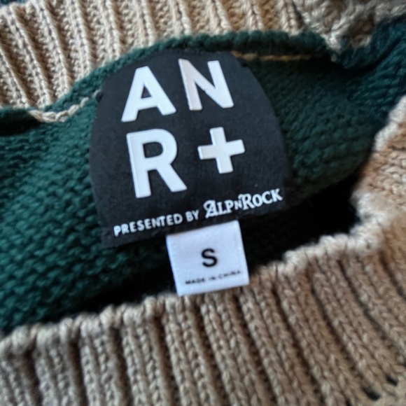 Alp N Rock Dev Sweater Hunter Green & Khaki Tan Size S Chunky Cropped NEW Sample - Picture 3 of 3